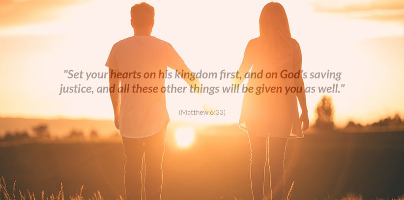 Inspiring Bible Verses About Dating and Relationships || Put God at the center of your relationship