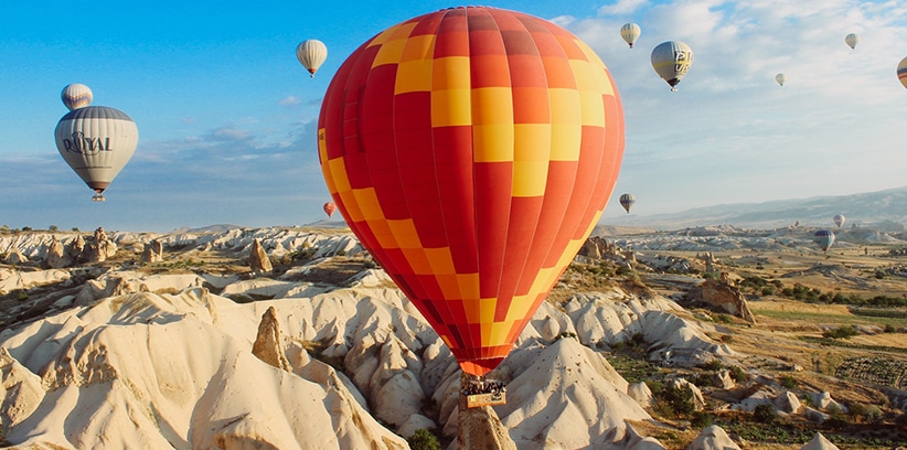 13 Fun Fall Date Ideas || Ride a Hot Air Balloon