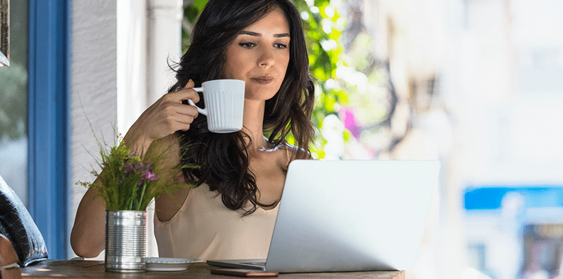 curious woman talking to somebody else over the messaging app