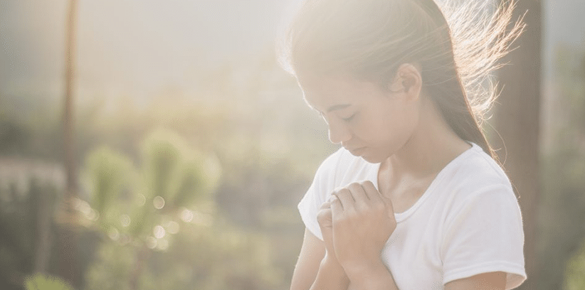 praying woman