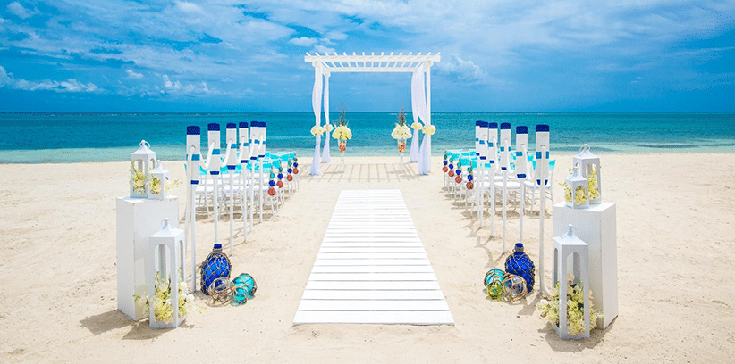 beach wedding